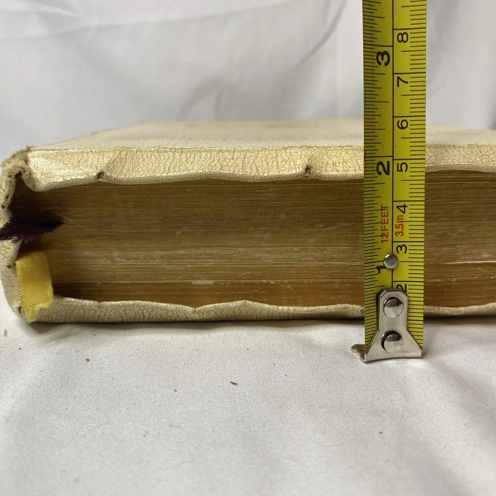 Vintage Holy‎ Bible KJV Golden Heritage Edition Large Print Indexed Red Letter